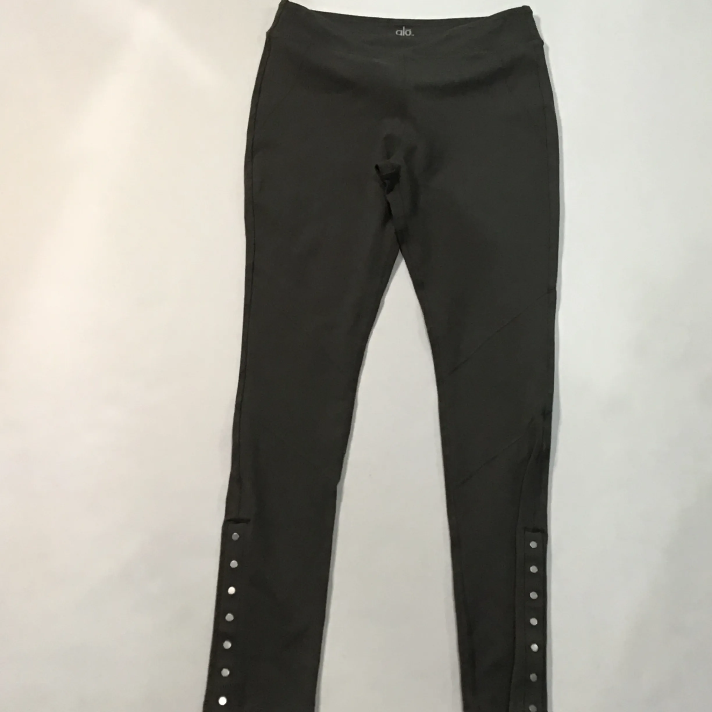 ALO YOGA Gray Snap Ankle Flare Legging Pants Size M