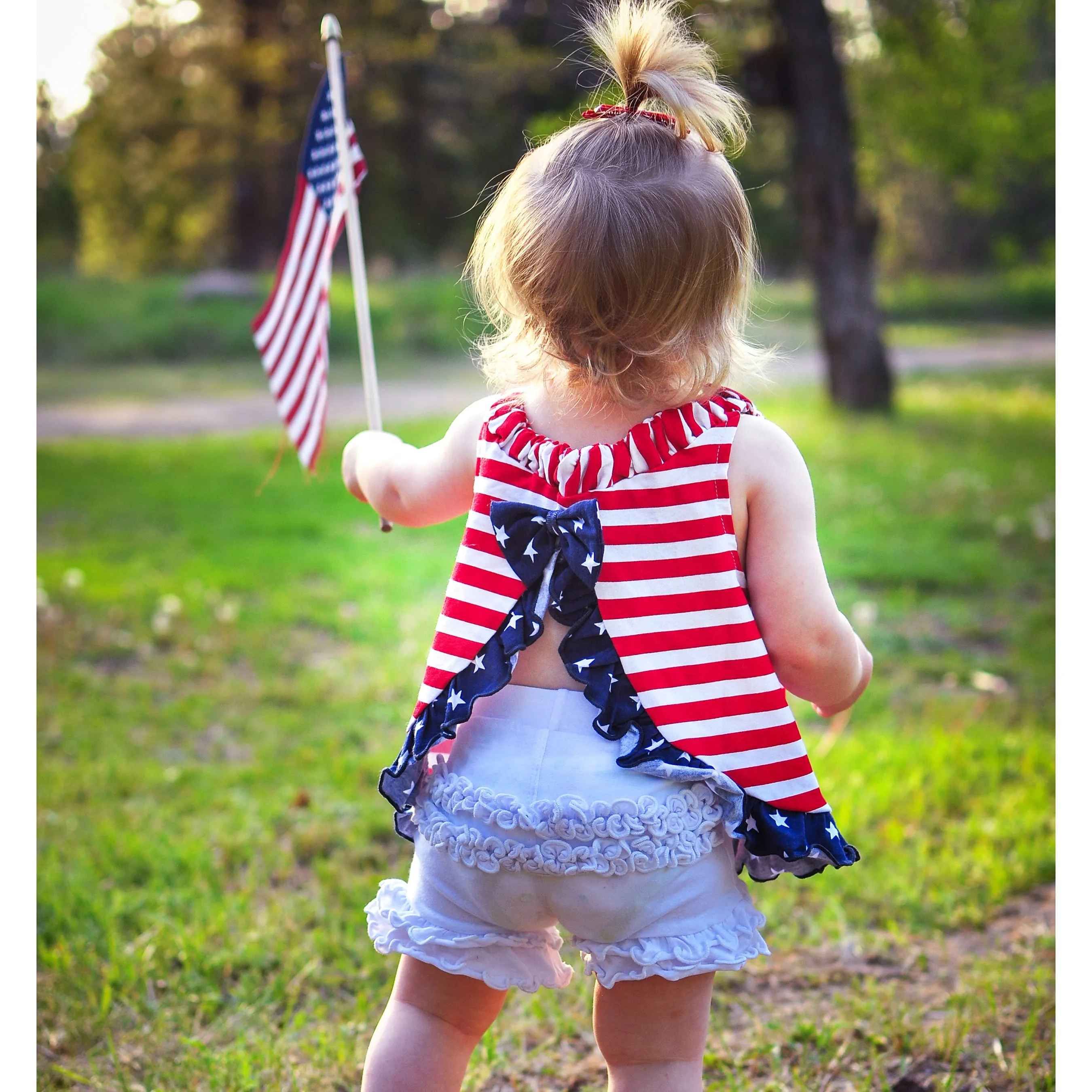 AnnLoren Baby Big Girls 4th of July Swing Stripes Stars Tank Top with Ruffle Trim and Bow