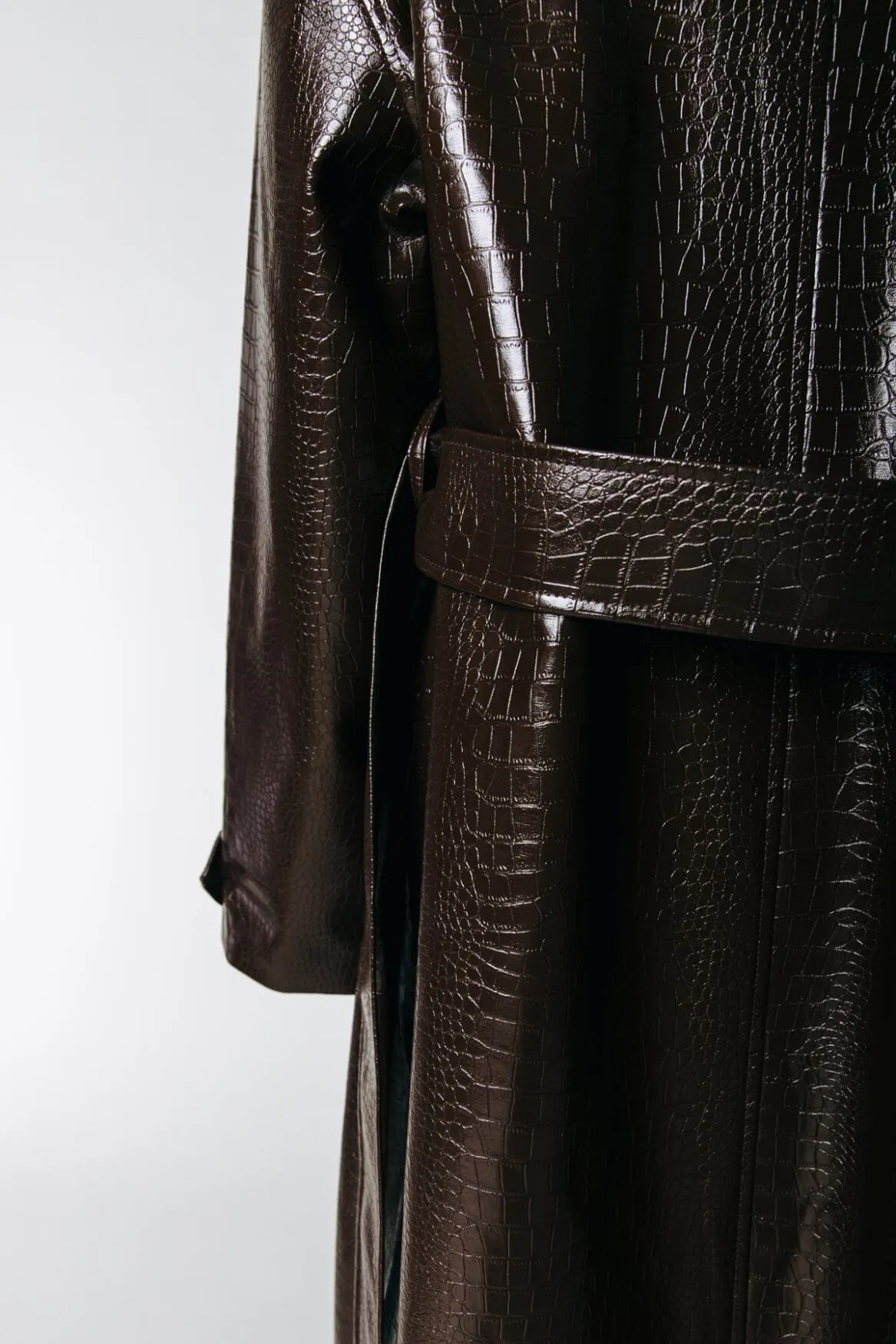 Azalea Snakeskin Trenchcoat | Cacao