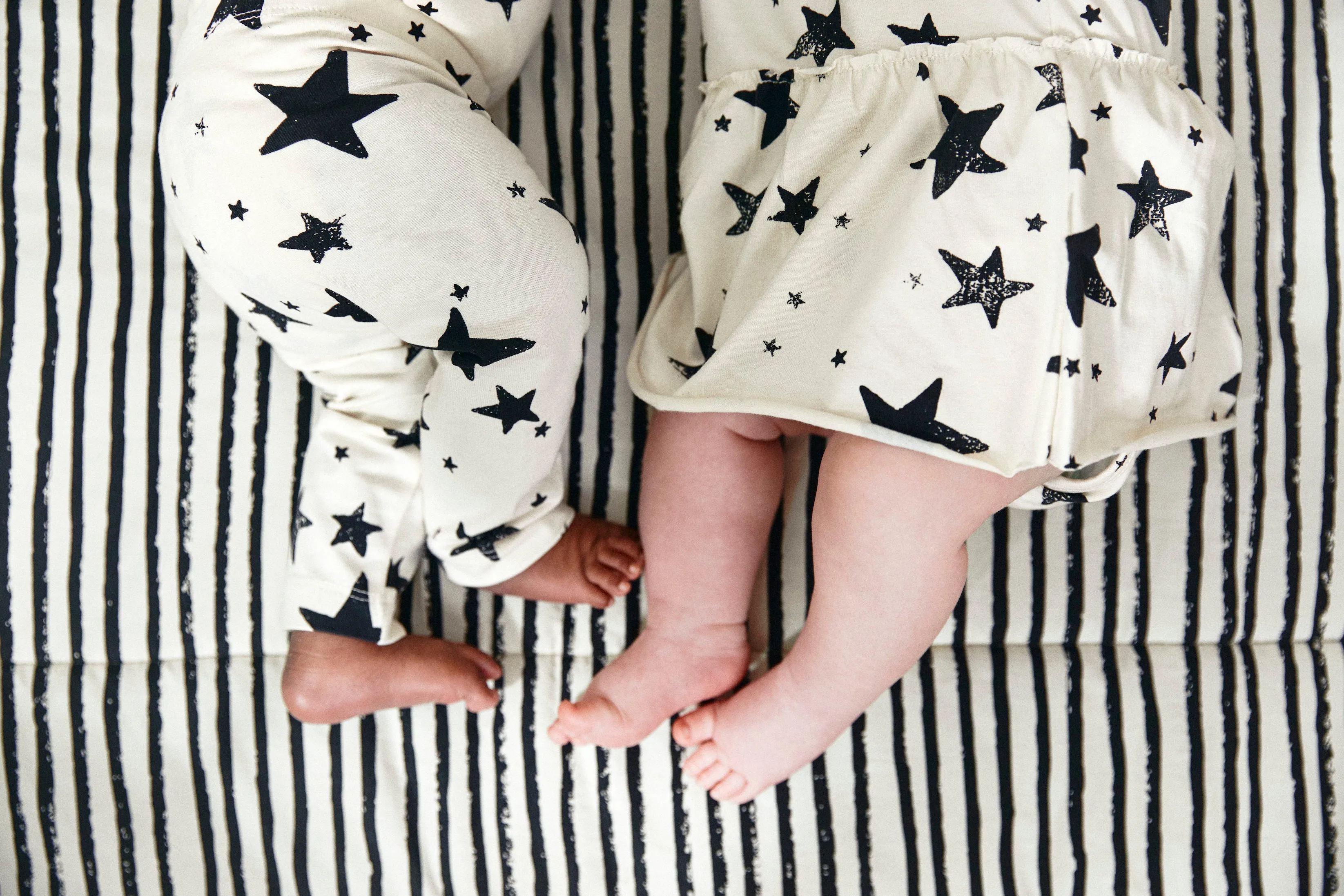 Baby Leggings // neon pink stars