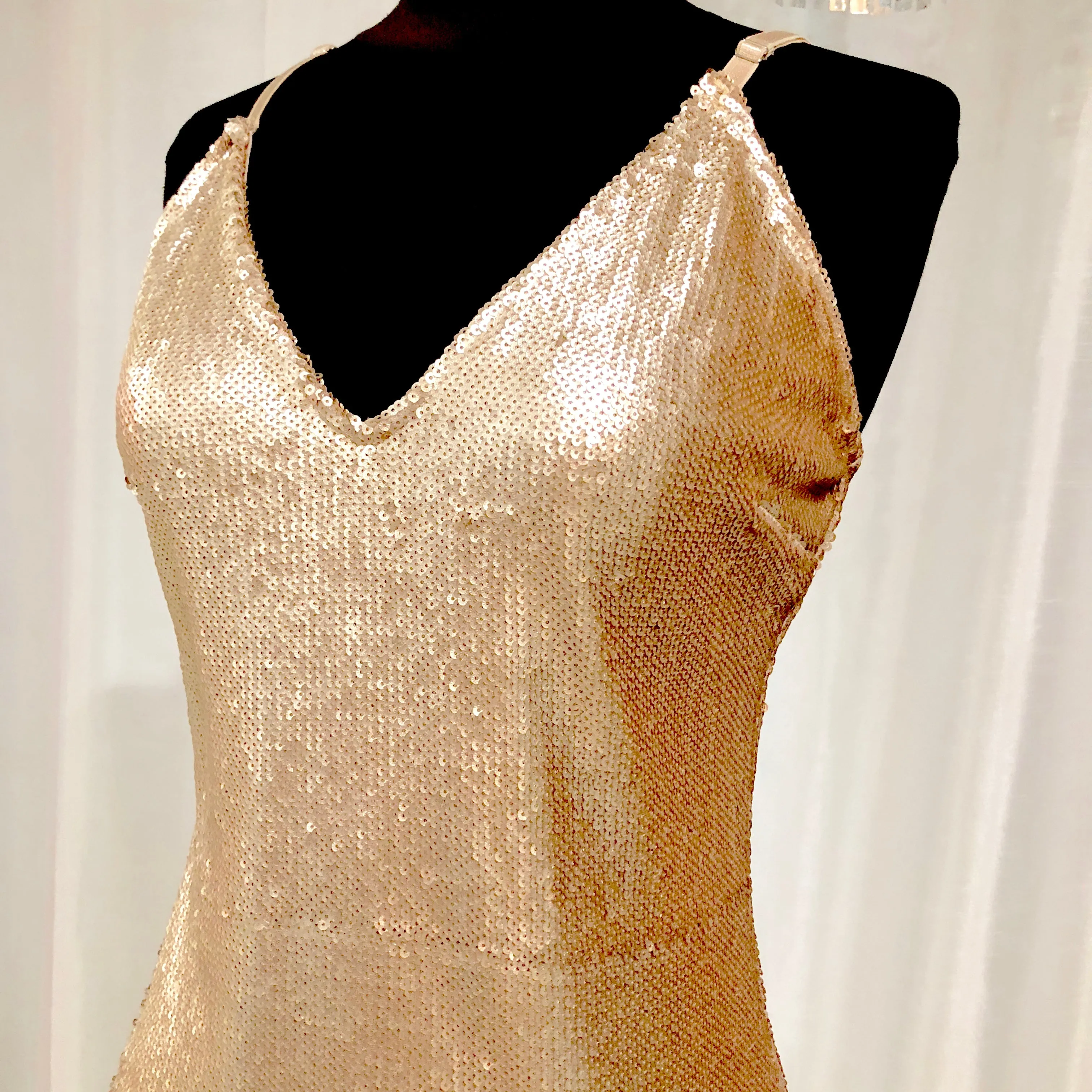 BOUTIQUE Short Gold Sequin Form Fitting Gown Size L NWT