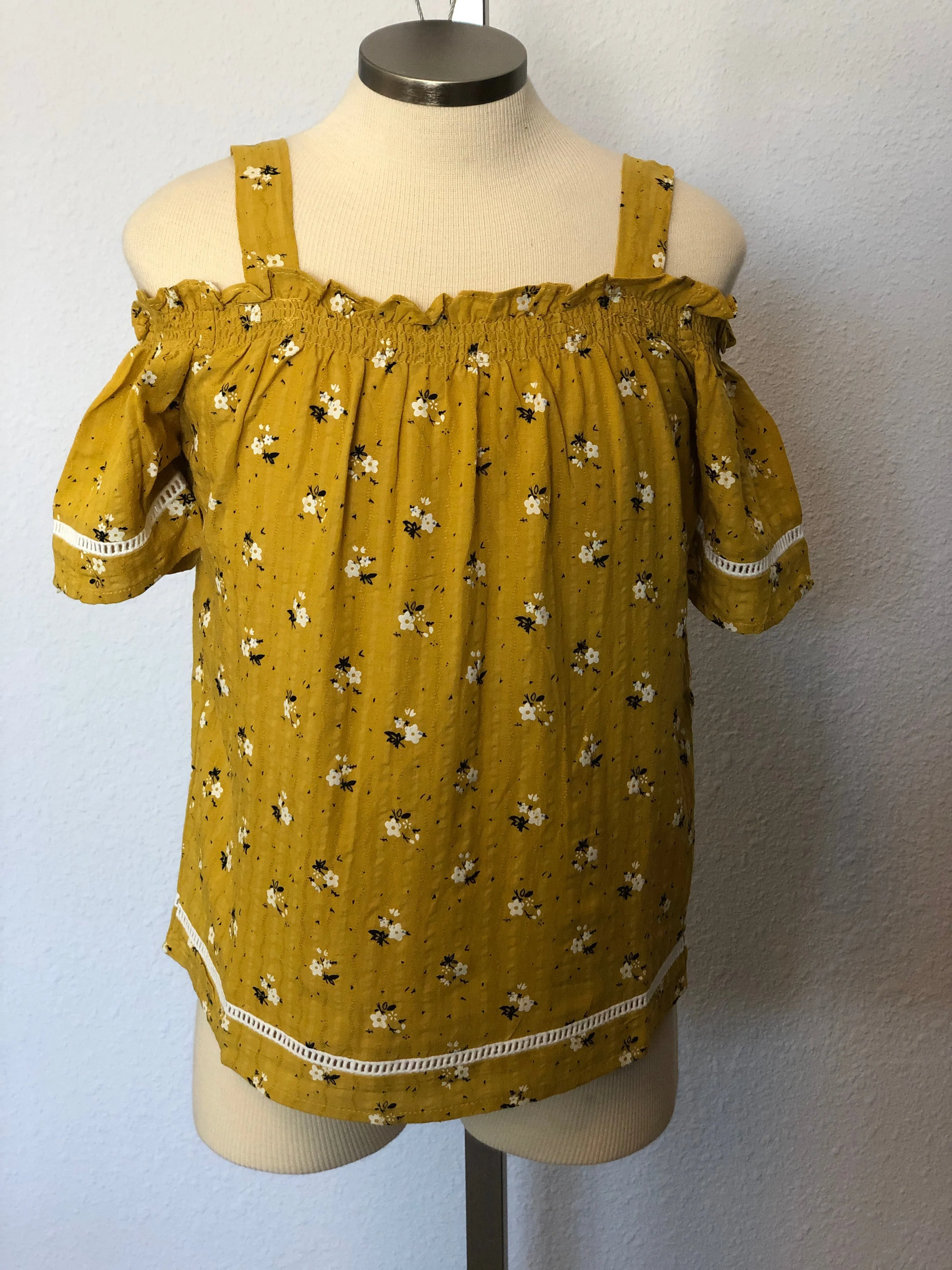 K FLORAL RUFFLE TOP