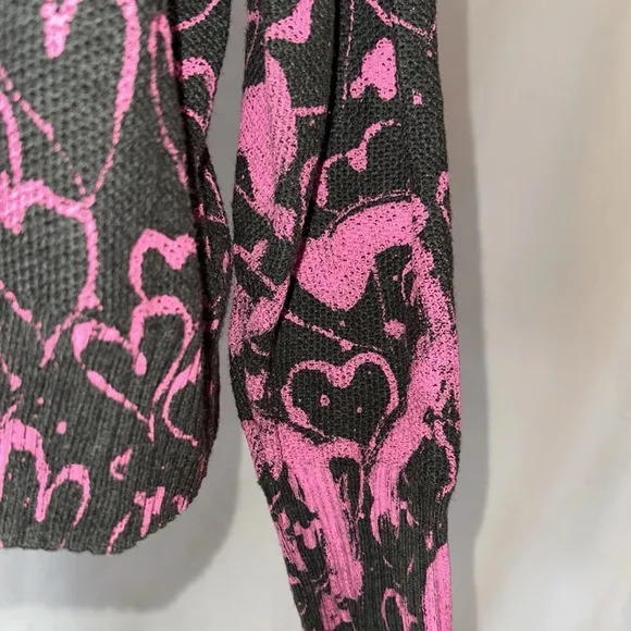 Lisa Todd • Shale Hearts Printed Sweaters • Sz L • New Condition