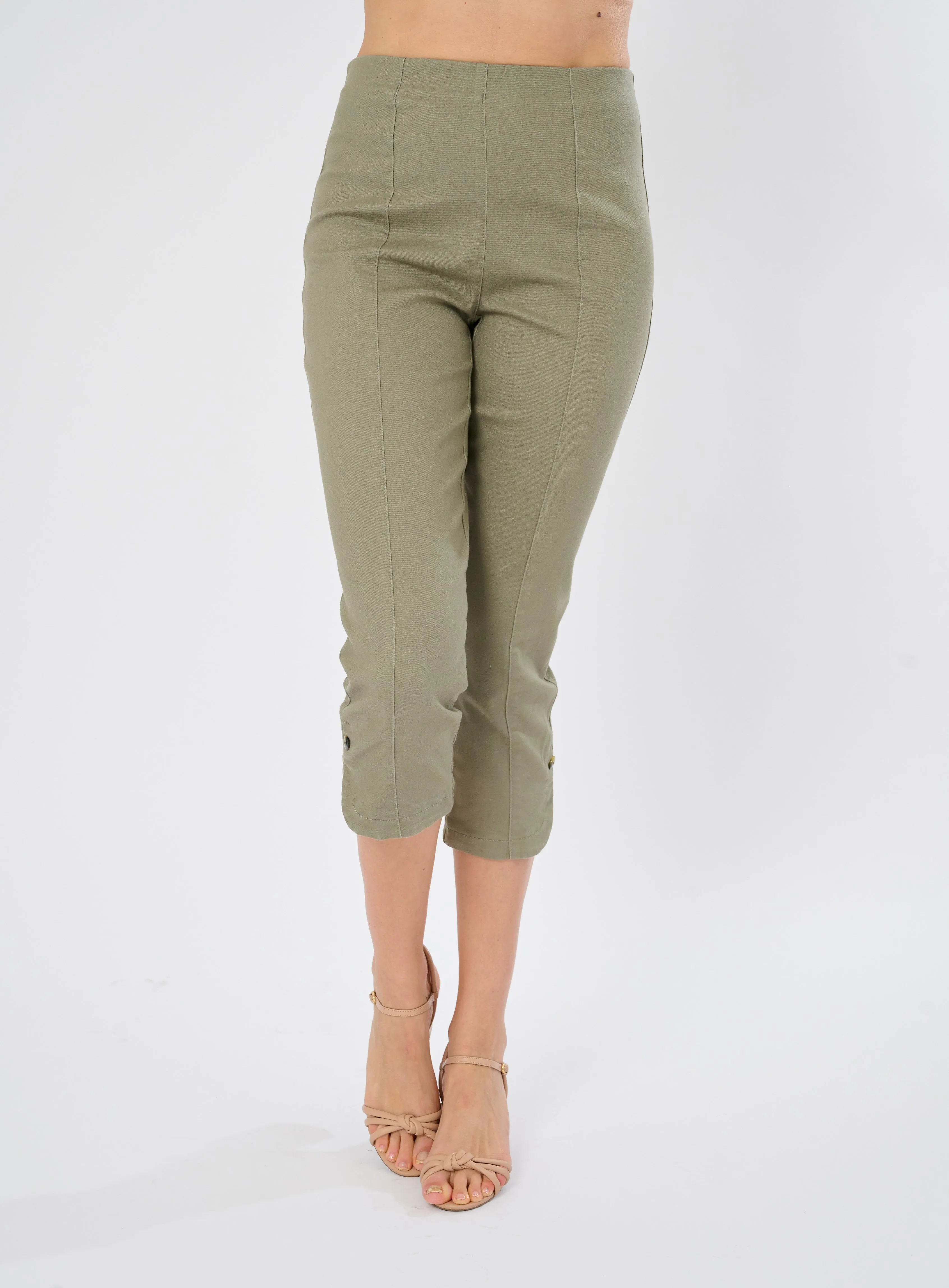 Nia Capri