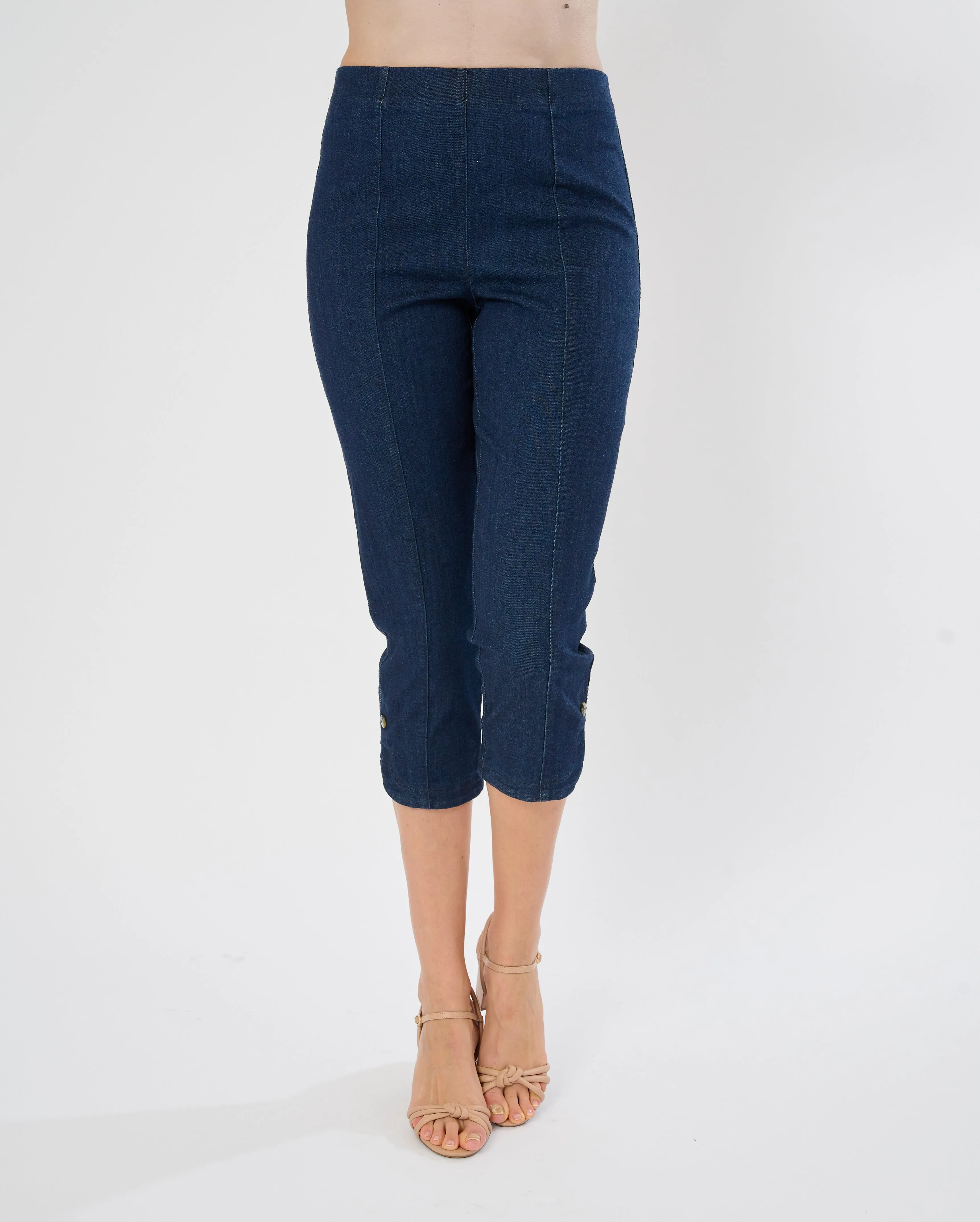 Nia Capri