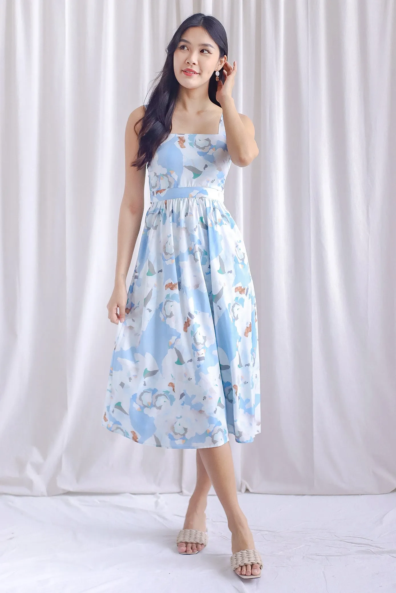 Sevyn Abstract Cut Out Tie Back Midi Dress In Blue