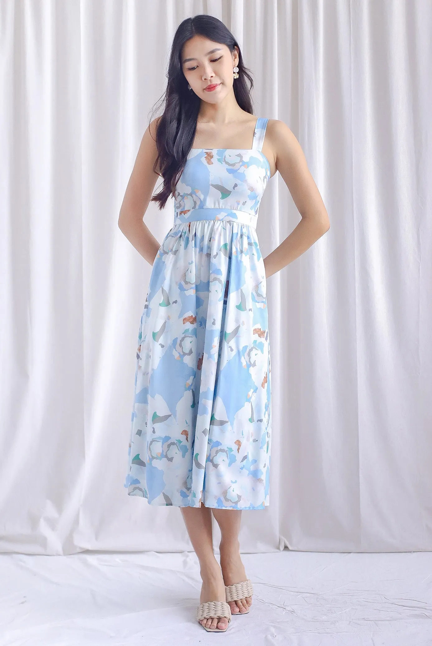 Sevyn Abstract Cut Out Tie Back Midi Dress In Blue