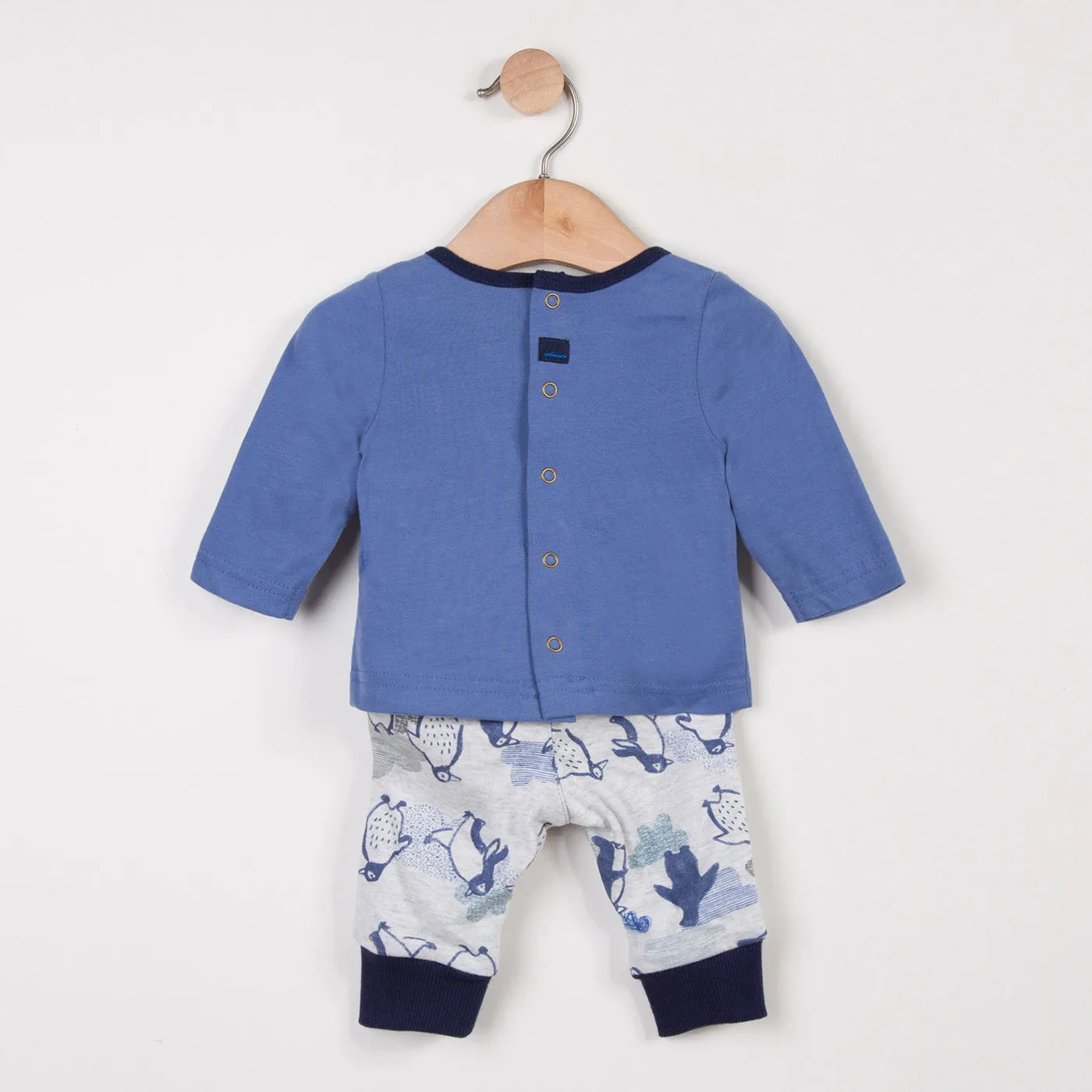 T-shirt with Polar Pattern   Printed Tubular Knit Trousers