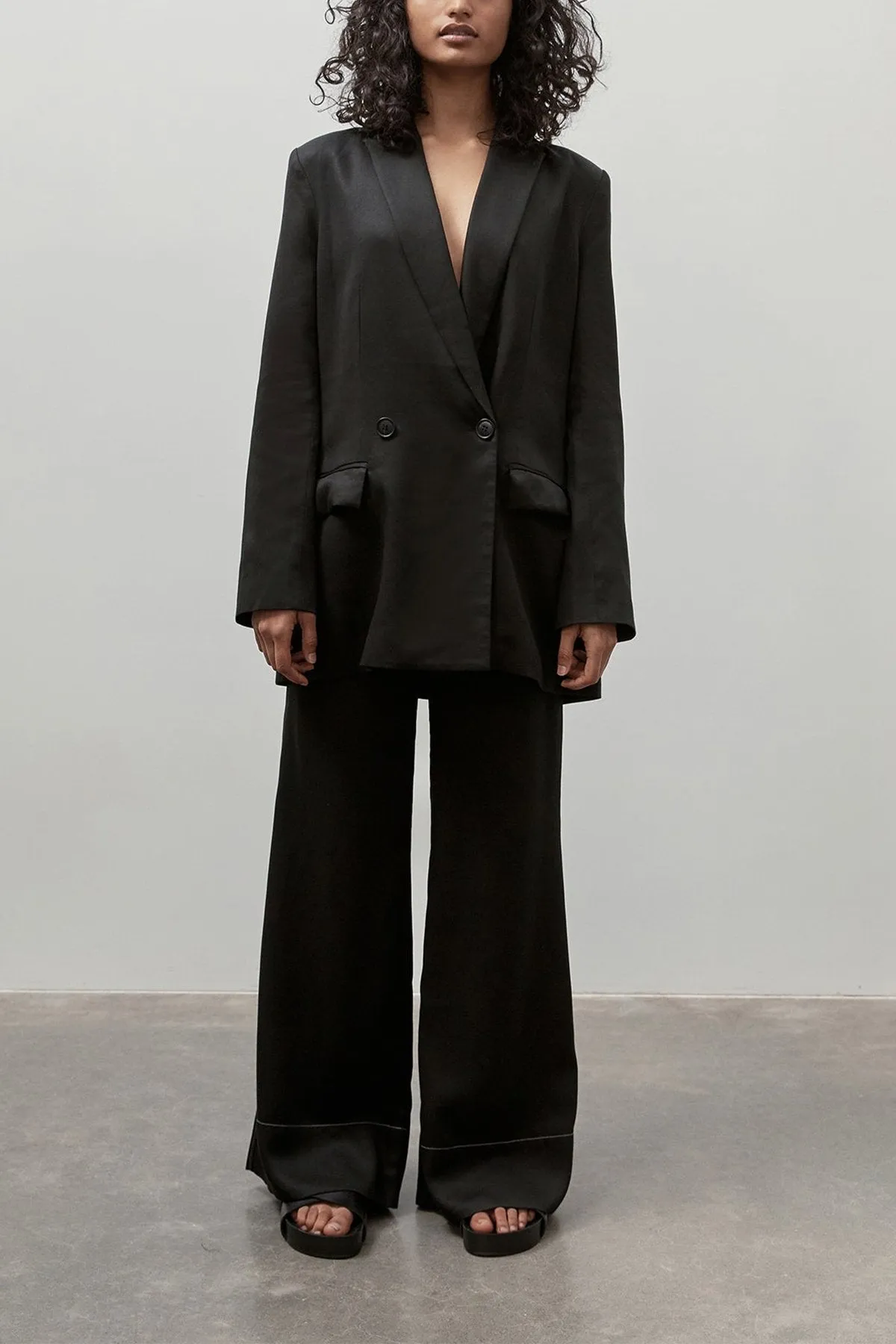 Wide Leg Pants in Black
