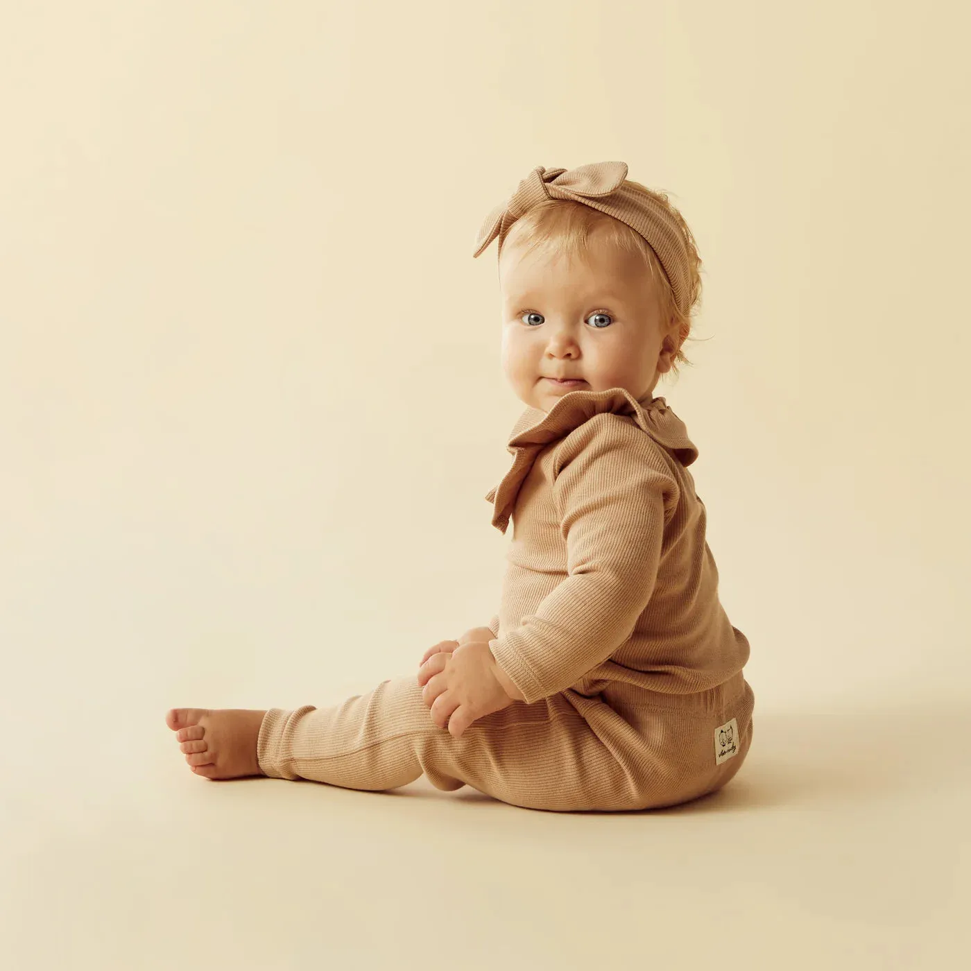 WILSON & FRENCHY FAWN ORGANIC RUFFLE TOP