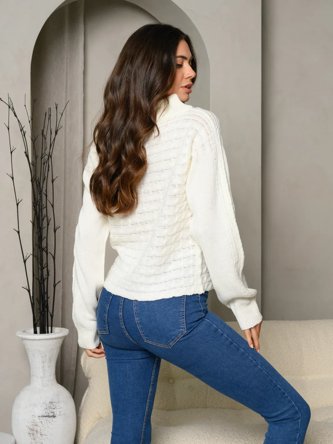 WOMEN'S LONG SLEEVE MOCK NECK SWEATER