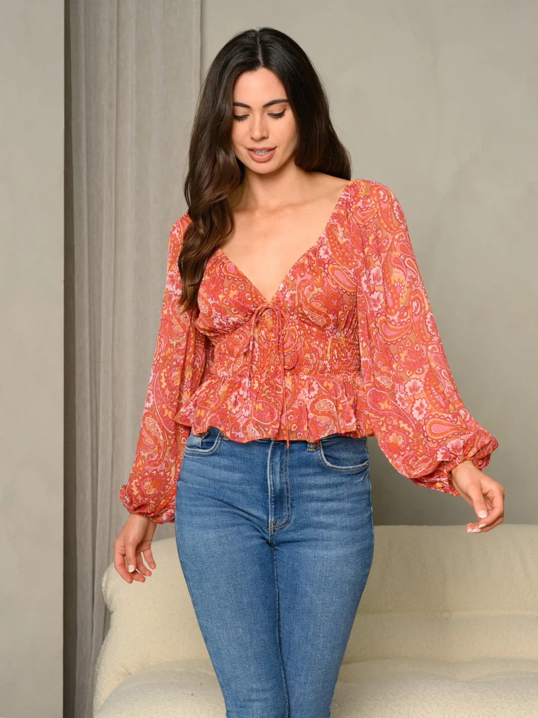 WOMEN'S PAISLEY PRINT V-NECK SMOCKED LONG SLEEVE TOP